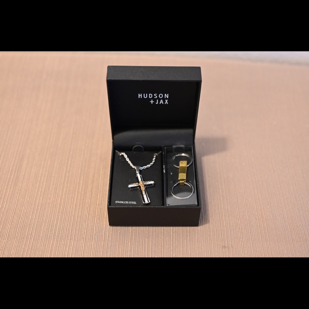 Hudson + Jax Stainless Steel Necklace w/ Keychain